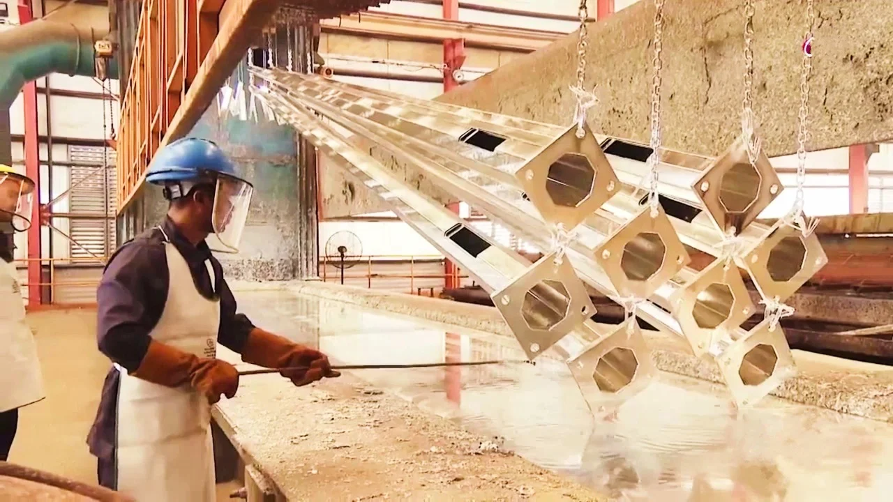 Hot dip galvaniing